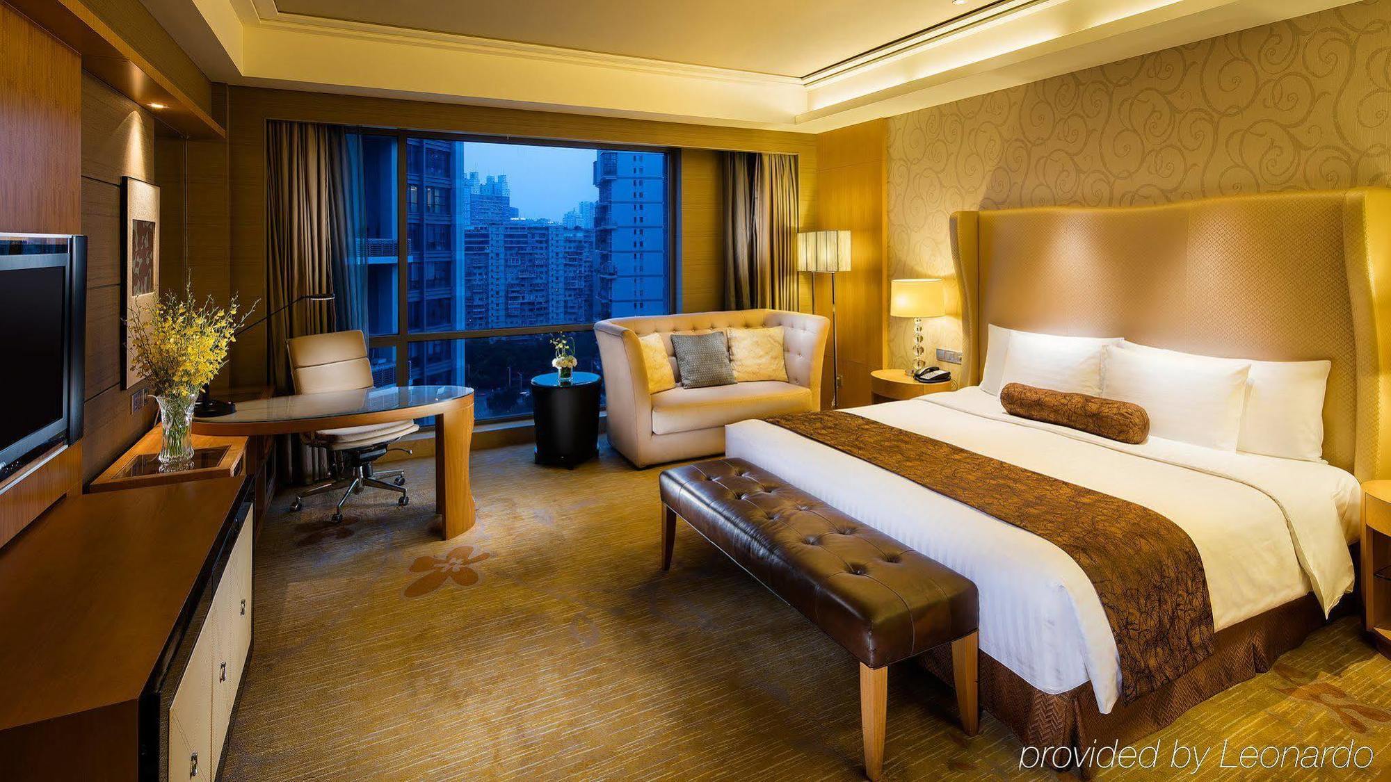 Hilton Hotel 5*